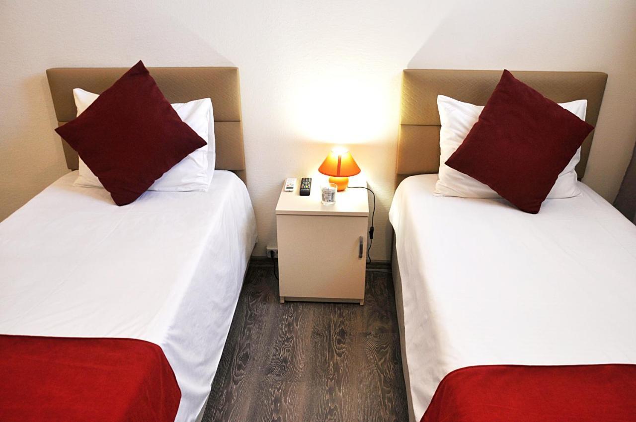 Hotel Alexandra Tbilisi ภายนอก รูปภาพ